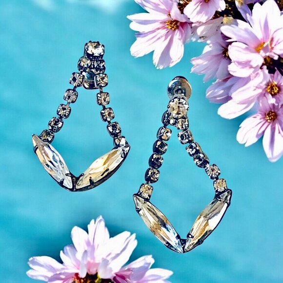 Vintage Rhinestone Earrings Prong Set Dangling Pierced Studs - Picture 1 of 12